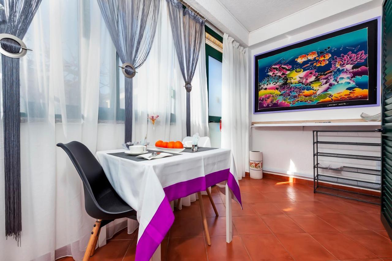 Apartments And Rooms Villa Dea Adults Only Rovinj Bagian luar foto
